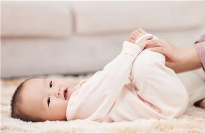 2017年女鸡宝宝起小名的方法 2017年女鸡宝宝起小名的方法